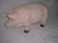 Gift decor from china exporter catalog online supply a pig figure decoration 