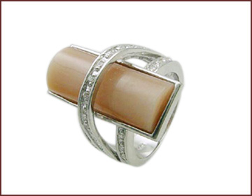 wholesale jewelry distributor supply in fashion gemstone ring