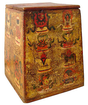  Manufacturer and exporter of antique furniture reproductions and lacquered wardrobes